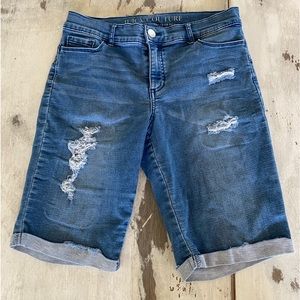 Juicy Couture Bermuda style jean short